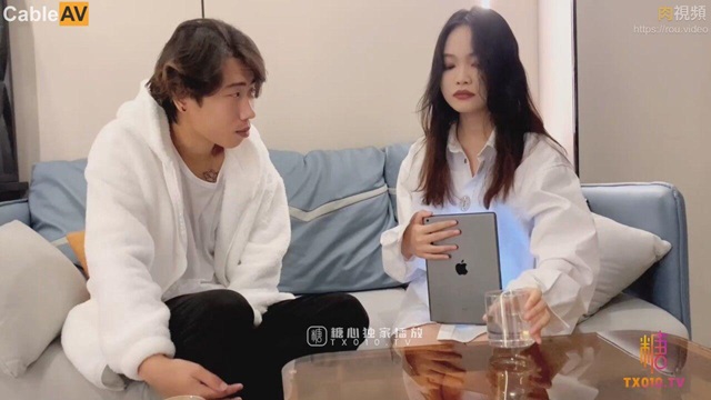 Người Mẫu Nội Y Bị Bỏ Thuốc Mê Hiếp Dâm Ngay Trong Studio